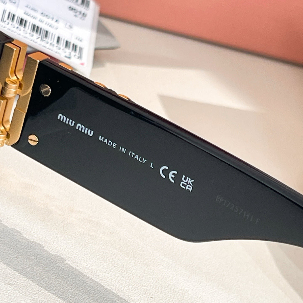 Miu Miu SMU 11W Sunglasses