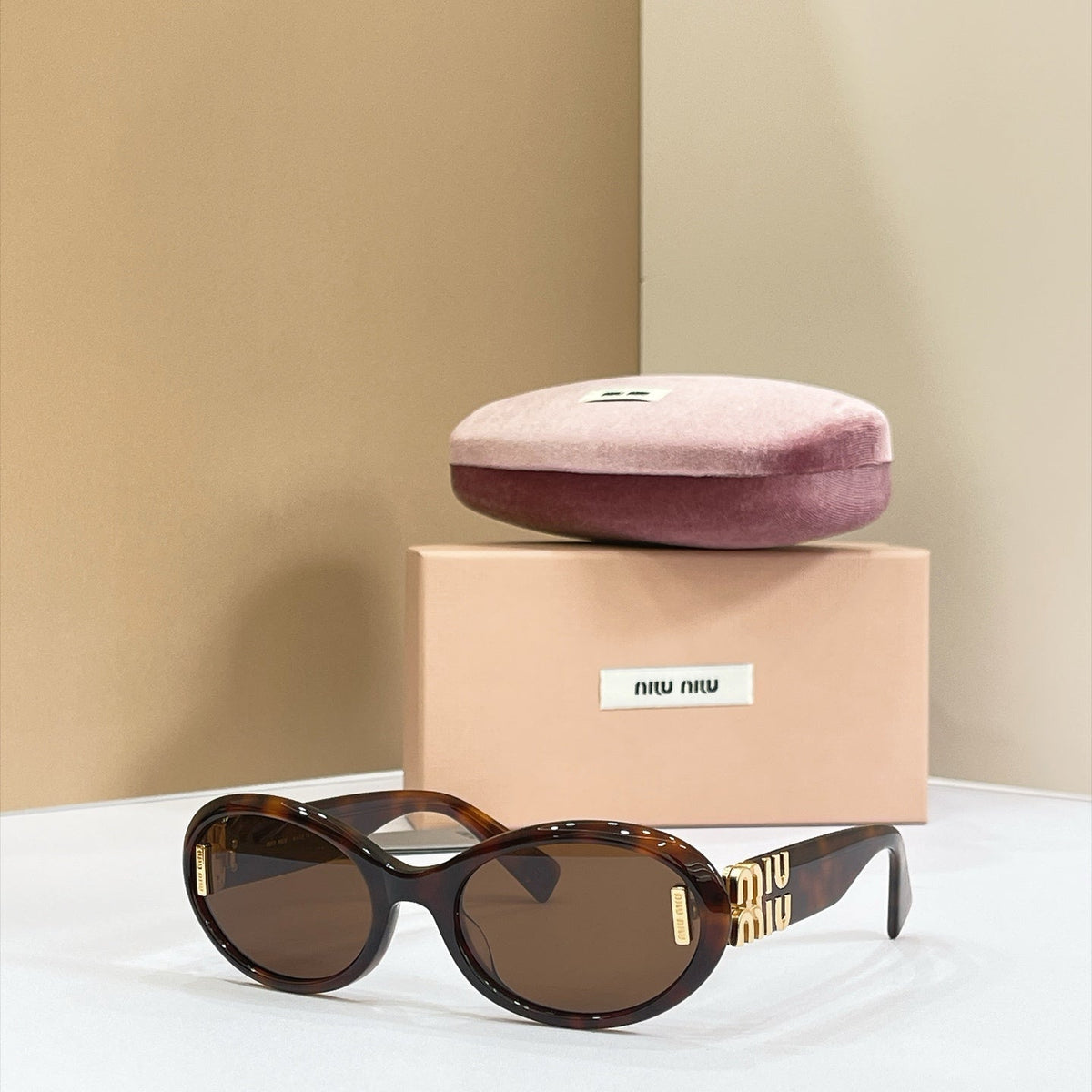 Miu Miu MU 158AV Sunglasses